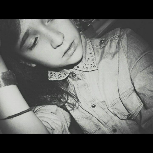 nudy.elo.;d
