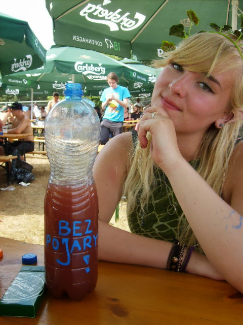 BEZ POJARY