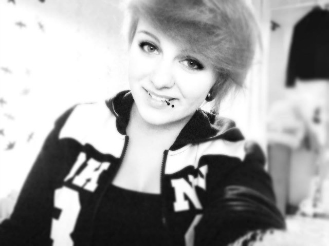 tak tak tak !! ^.^