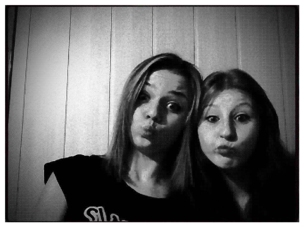 Damy rade, alee..
