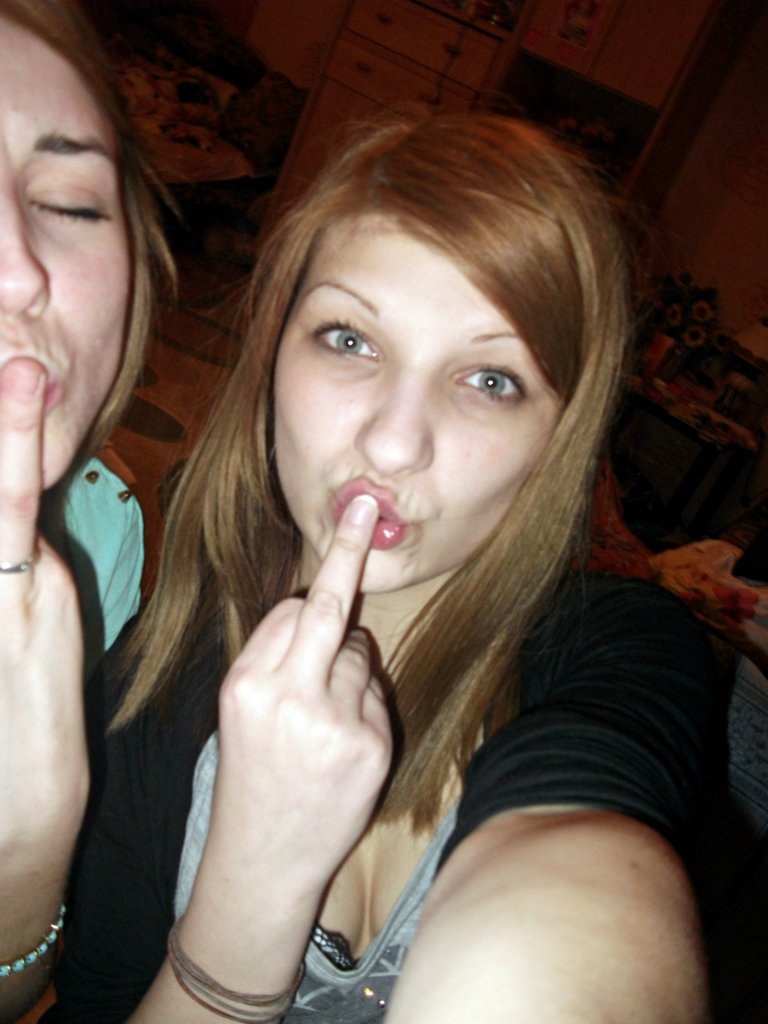 eloszka:*
