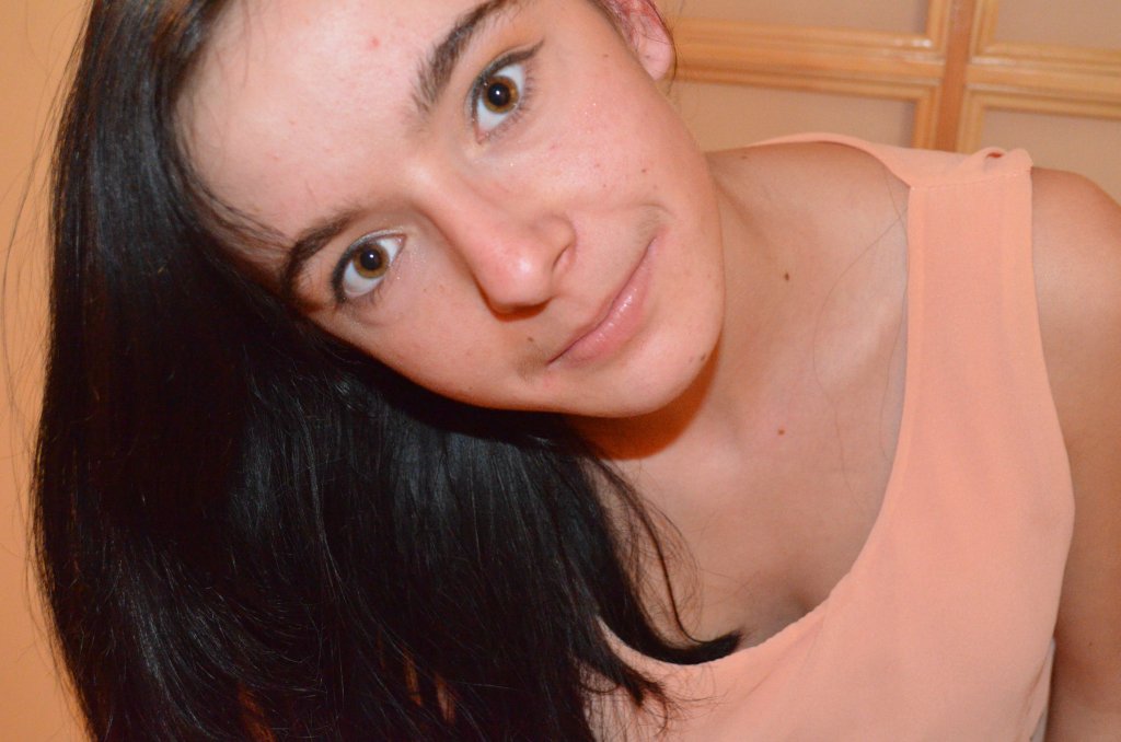 Oczy pene troski i zaangaowani