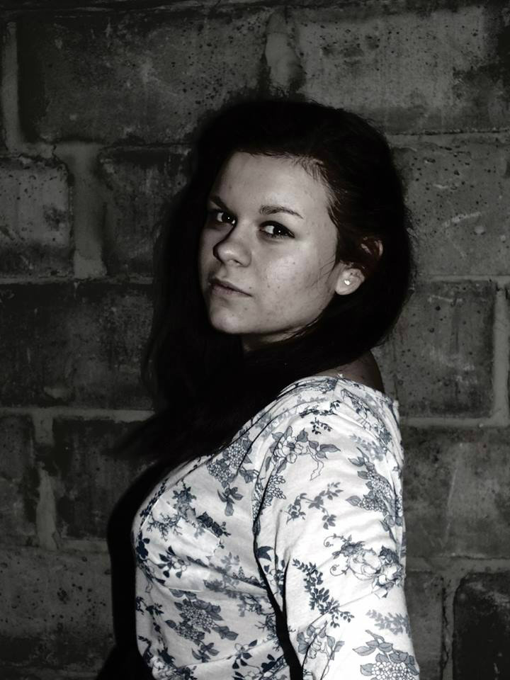 :*