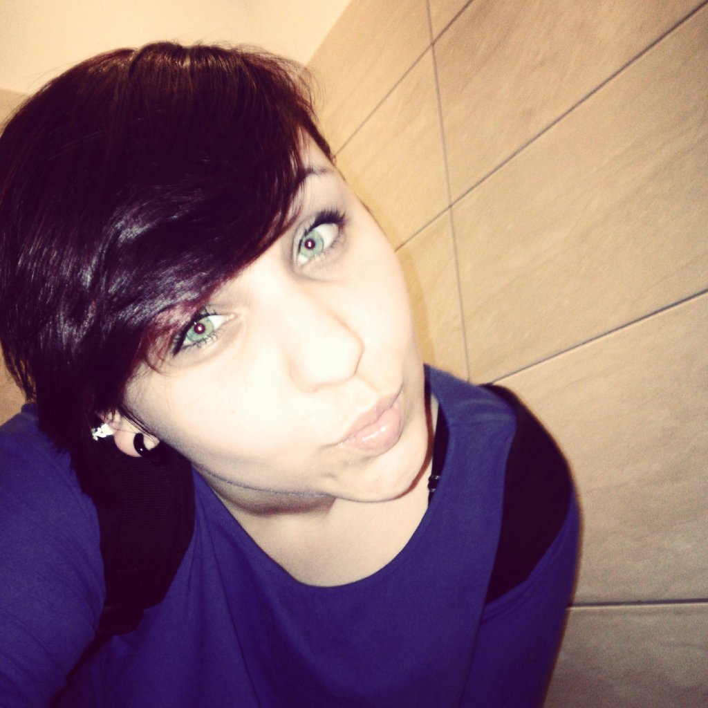 Awr . 