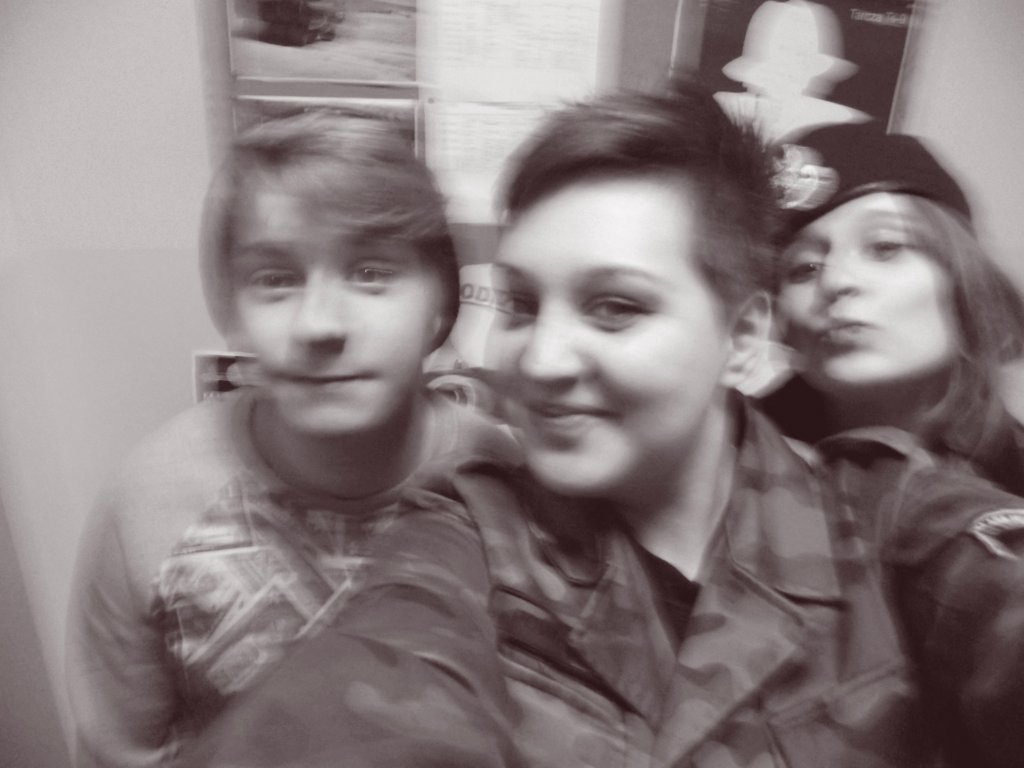 Witol, Emi ;>
