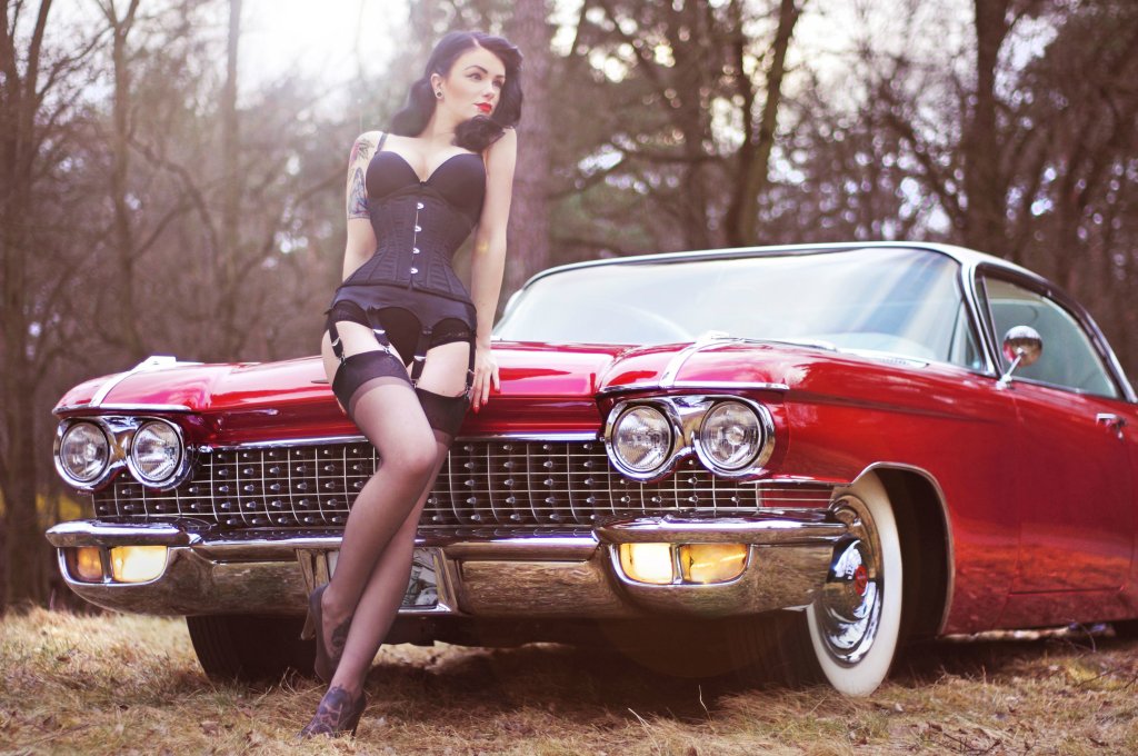 Corset queen!