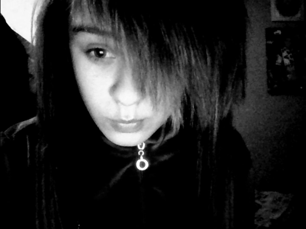 Brzydka Jaa ;** 