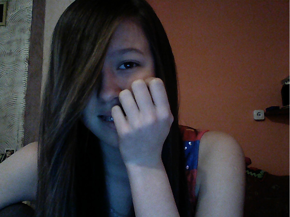 uhu.