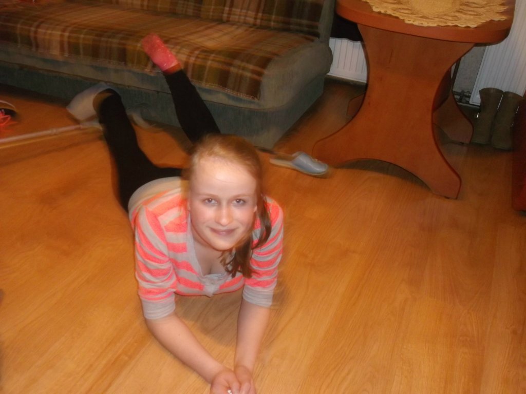 haha moja noga w gipsie :)