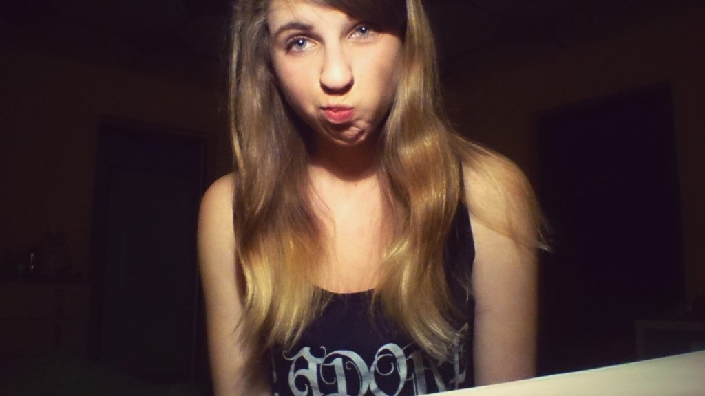 Omomomm