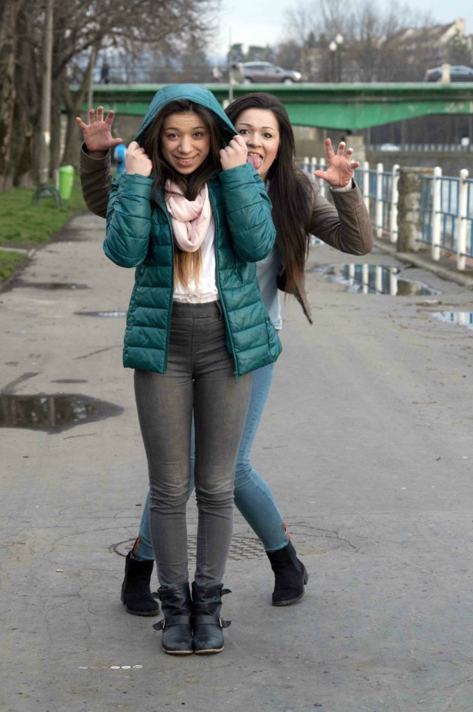 lof ju so macz