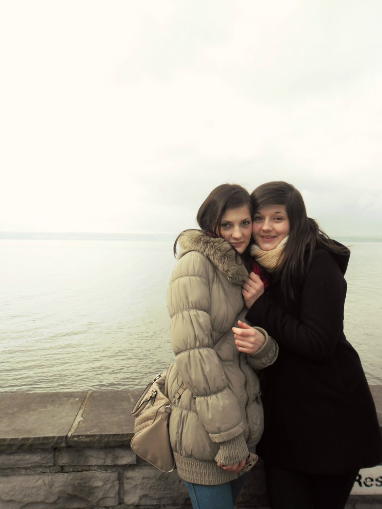 `.Paula.`587;*