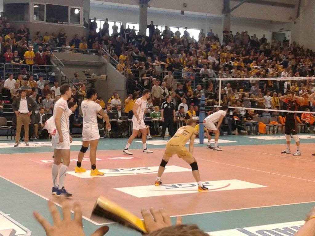 Skra. 