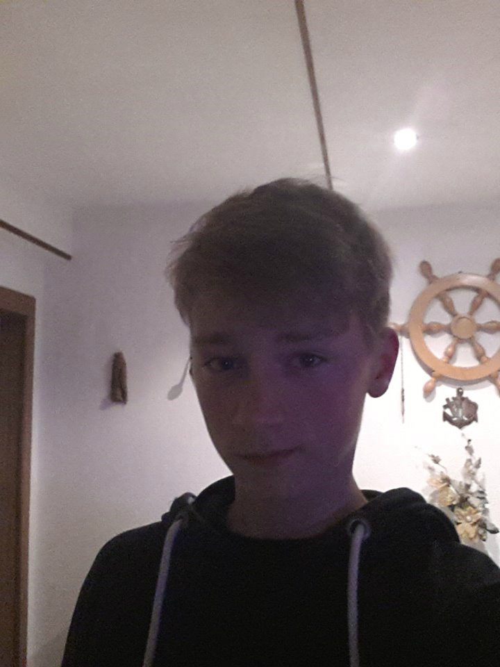 SELIFEEE EHHEHE :)))