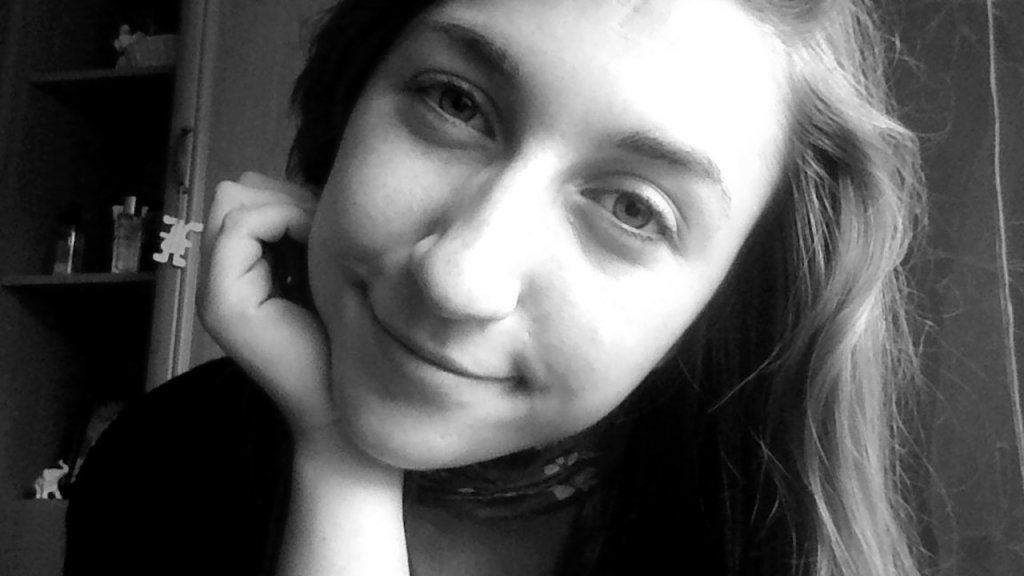 smile = ]