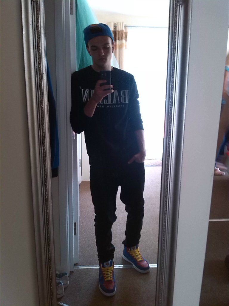 SELFIE