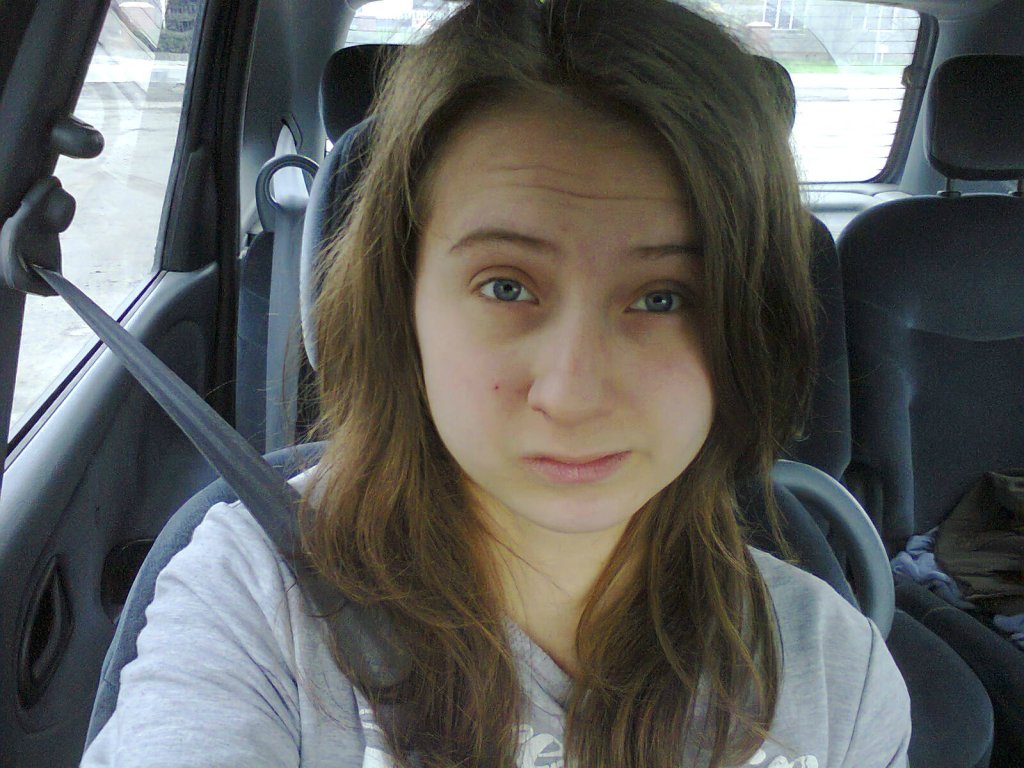 Autko ;* 