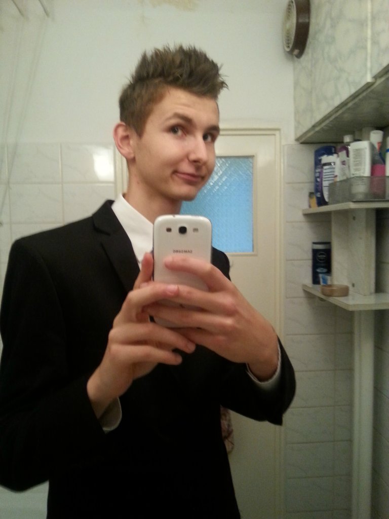 selfiesthree