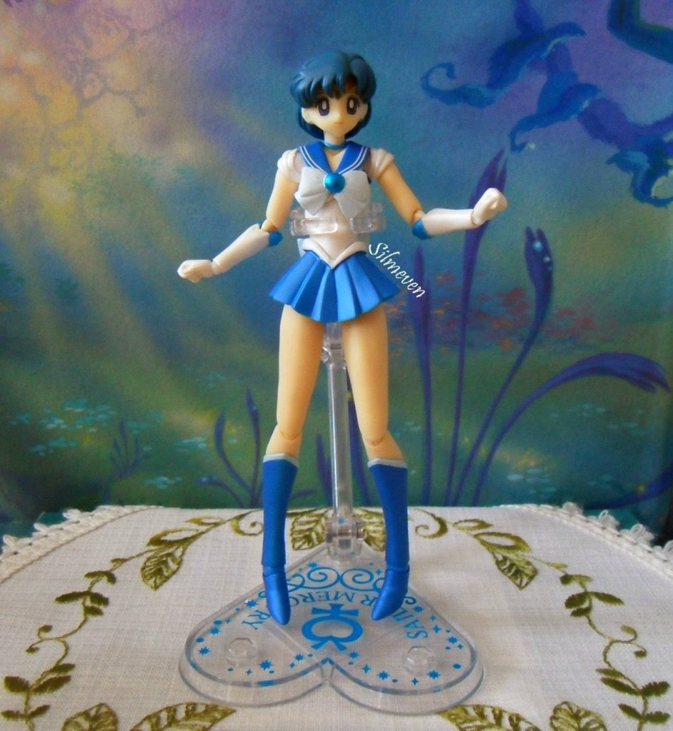 Figurka Sailor Mercury od Bandai
