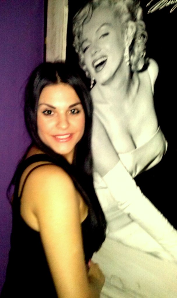 ;) z twarz Marylin Monroe