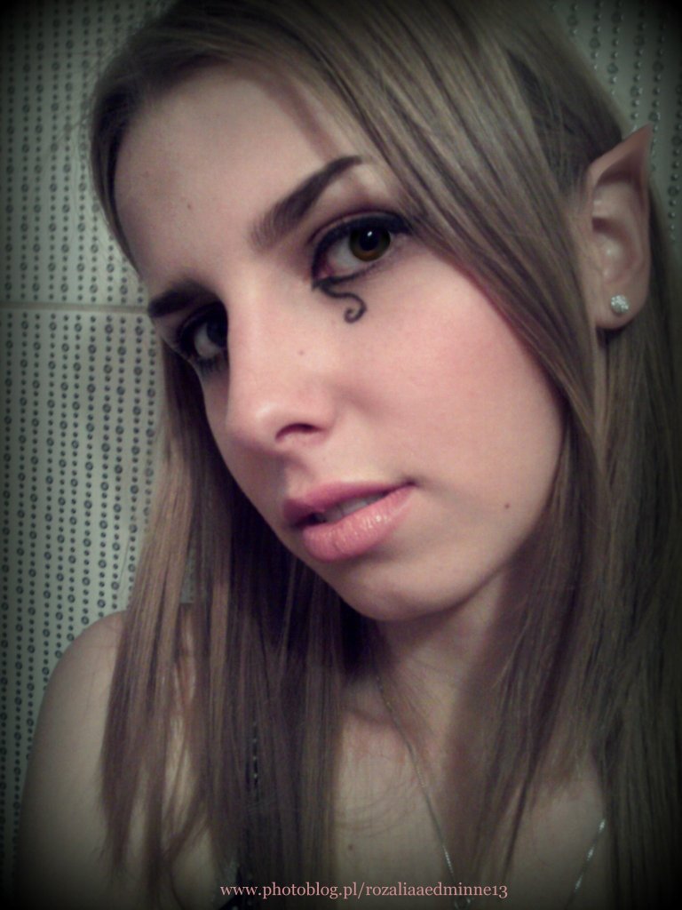 Brzowooka elfka