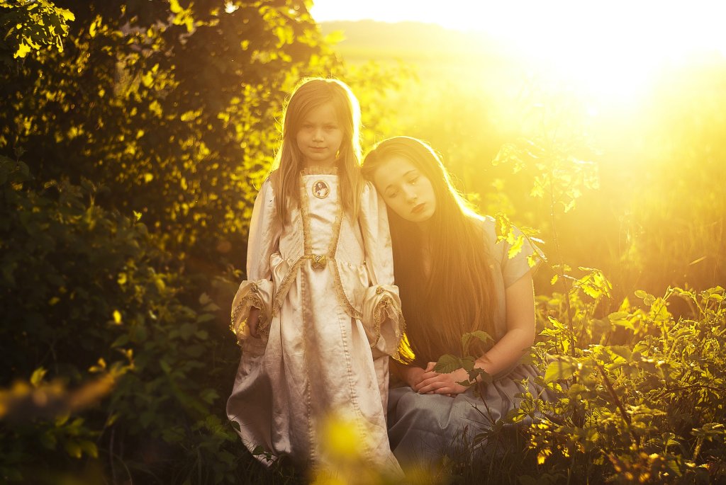 Sisters 