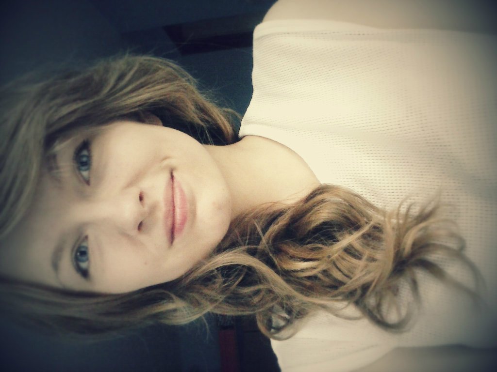dfghfds