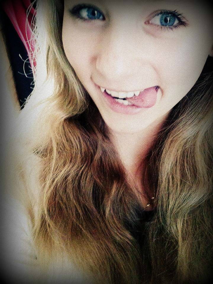 Sandra :) 