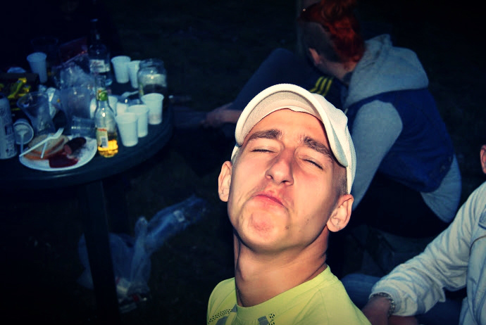~`czekammm.!