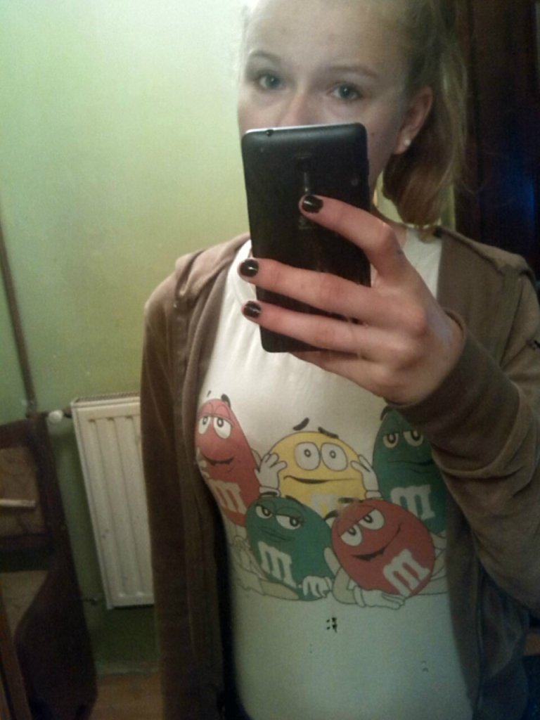 Czarny :*