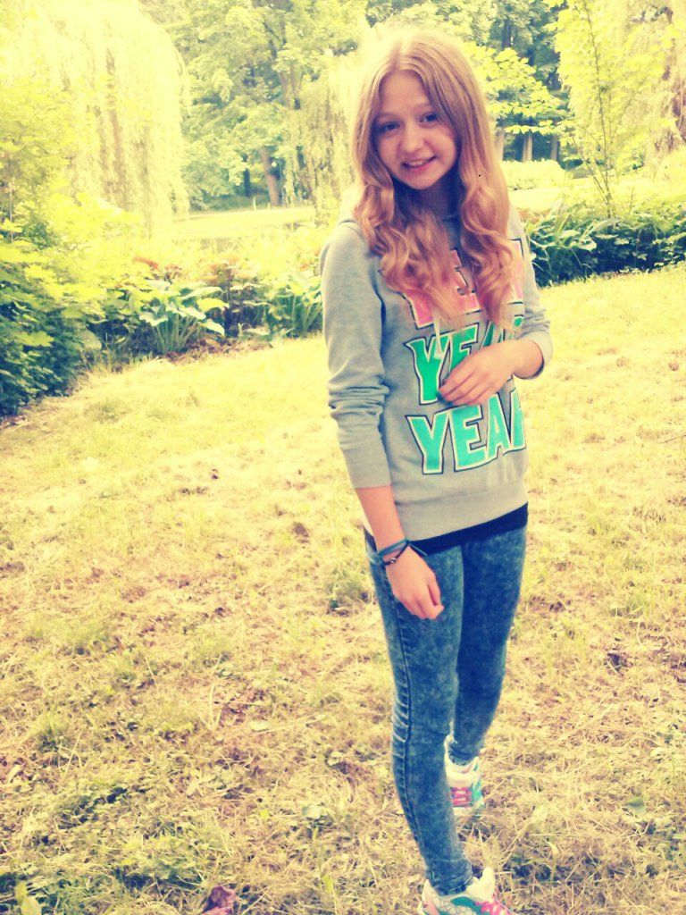 nuudy ;/
