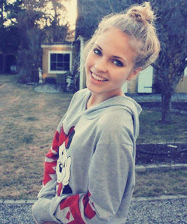 Kwiatonators :3 Victoria :* 