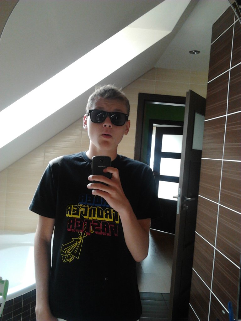 hyhy