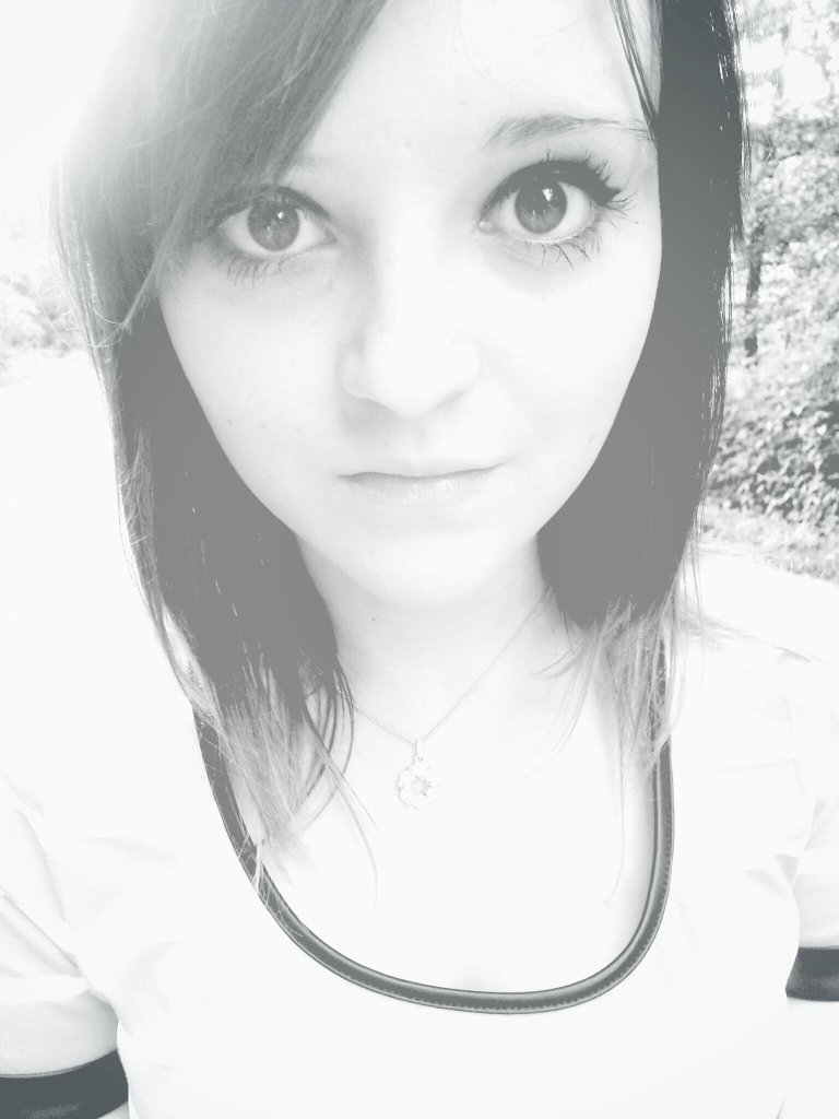 W oczach tkwi sia duszy .