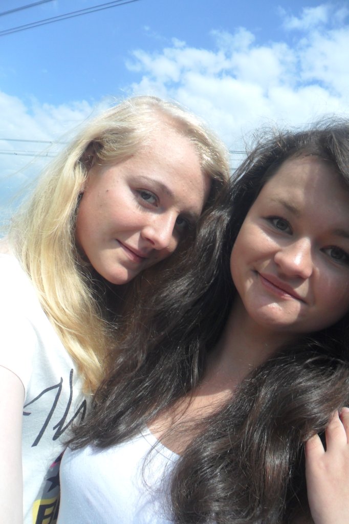 blondi :*