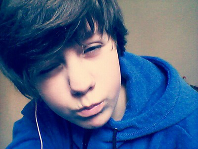 Cze ;3
