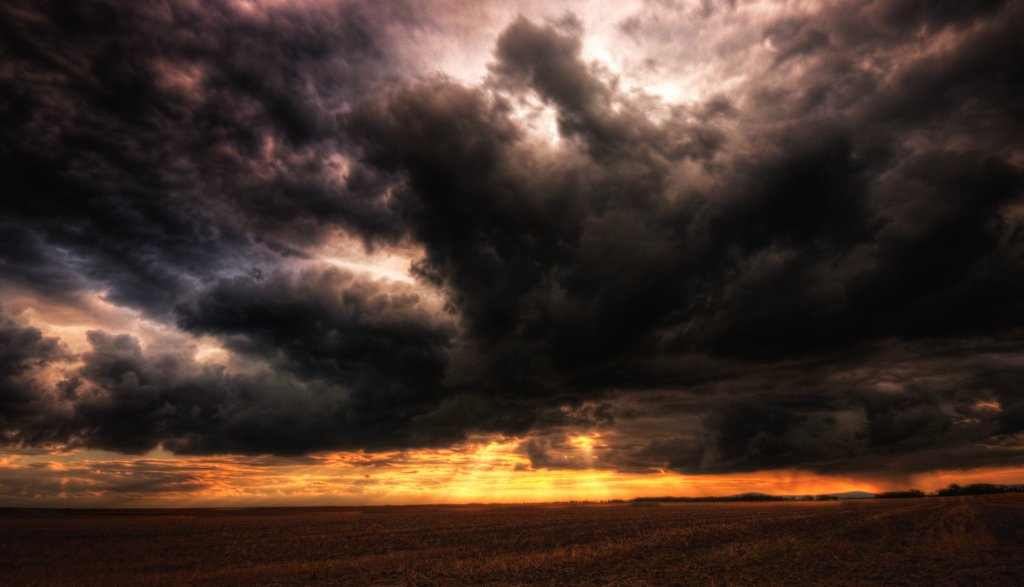 Storm is coming