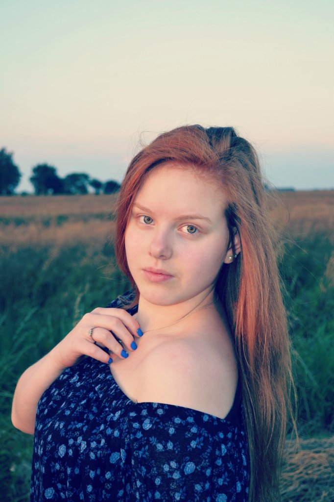 ;]
