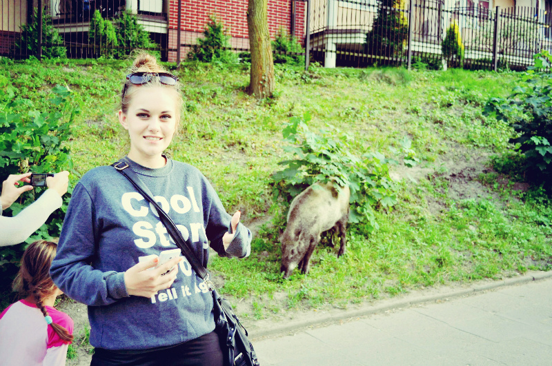 Piset trzydzieci dwa.