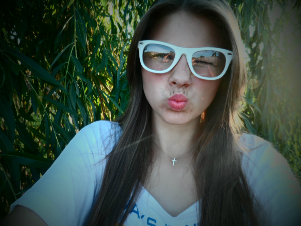 http://www.magisto.com/video/KgY