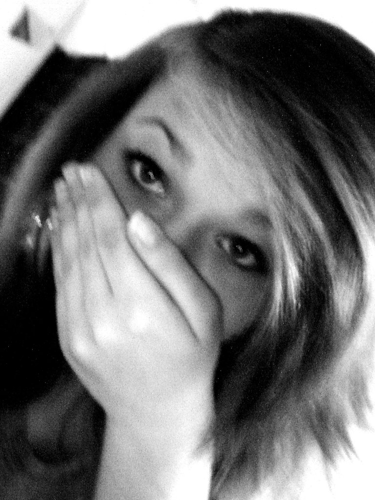 `serce ranione po stokro razy.`