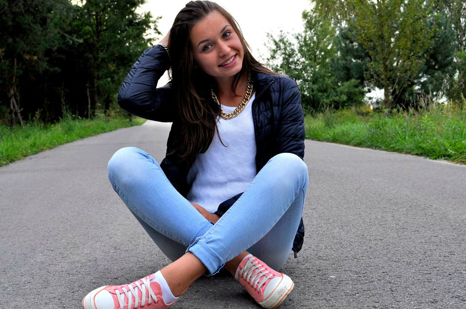 jadfhjs