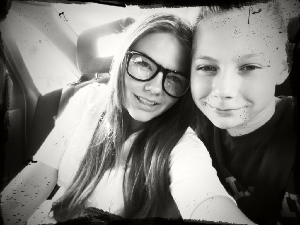 MAGDA CIOTA ;**