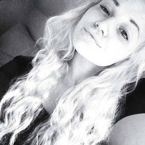 nhbgvbhjmk,