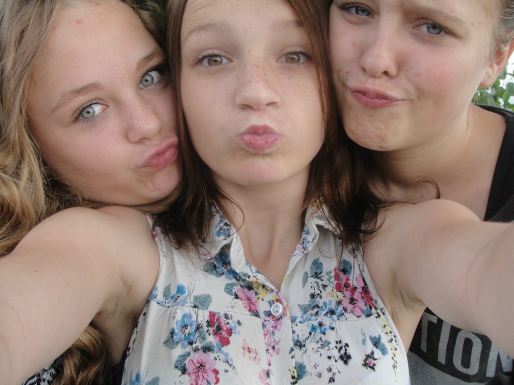 ;*