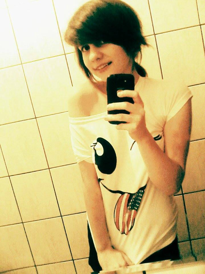 ~.~