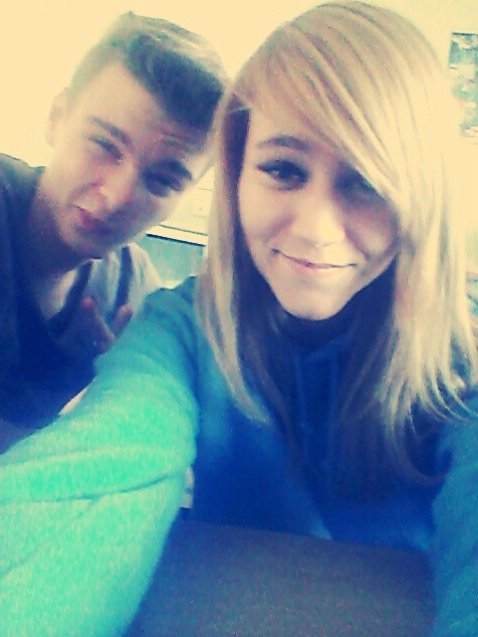 Jest i On ;3 