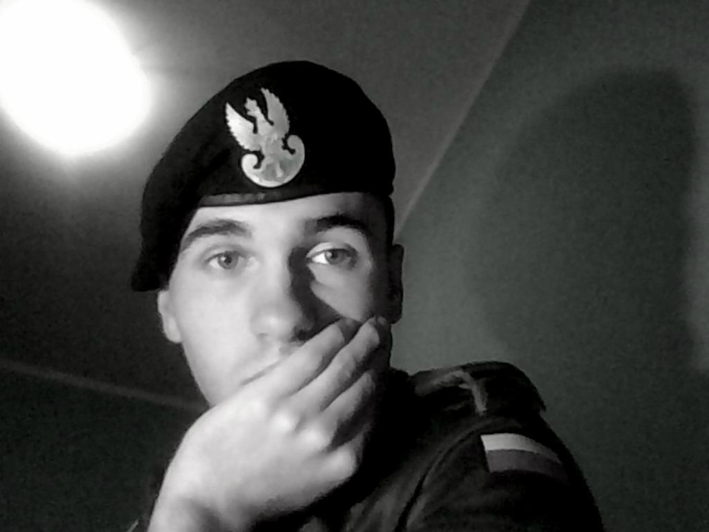 'Wojskowoo. ^^