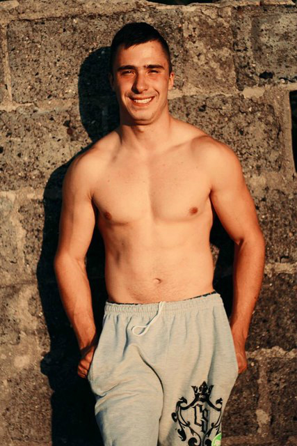KORNEL . fitness love ; 3 