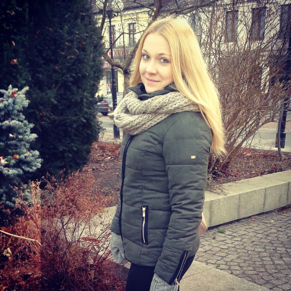 :*